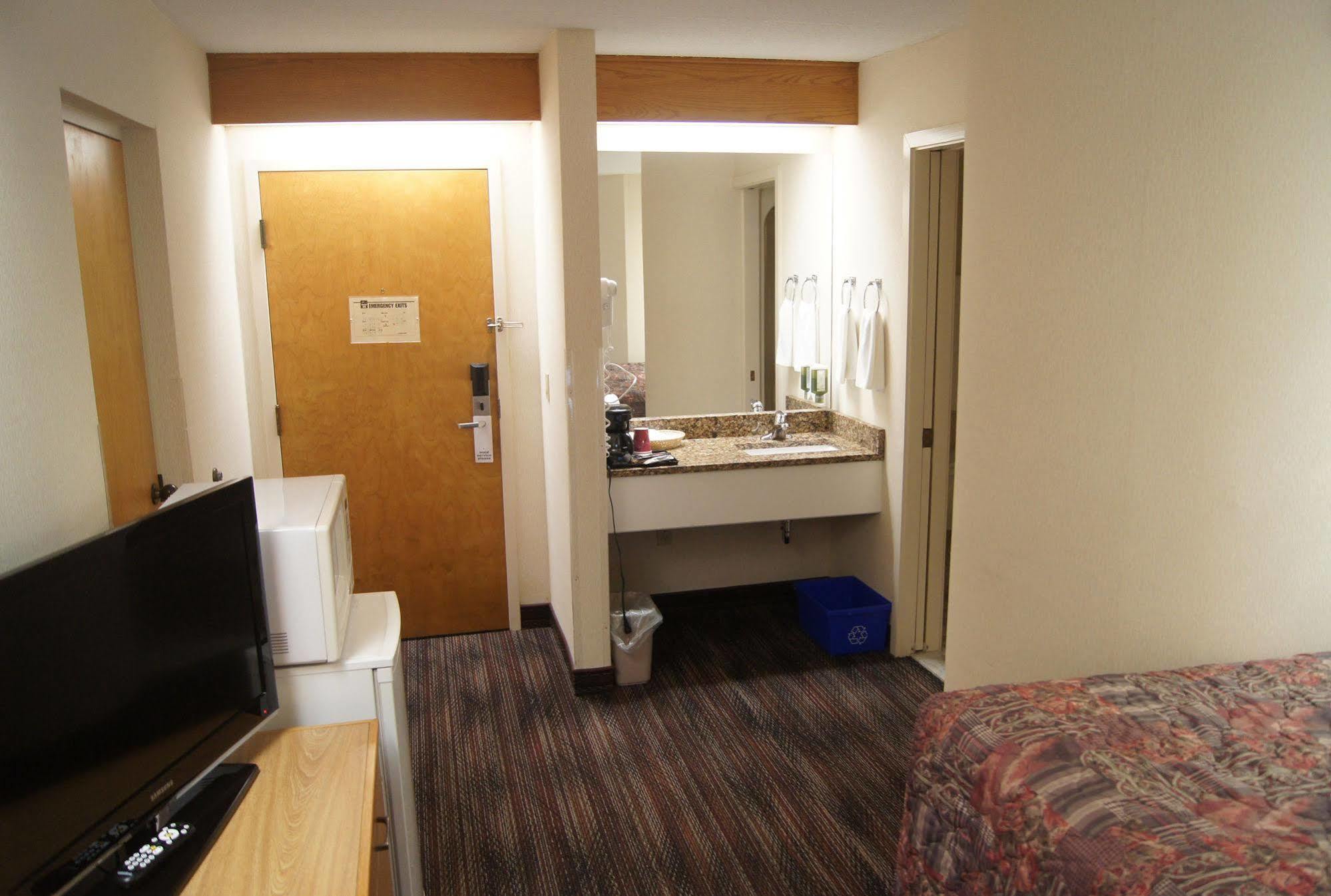 Slumber Inn New Minas Εξωτερικό φωτογραφία